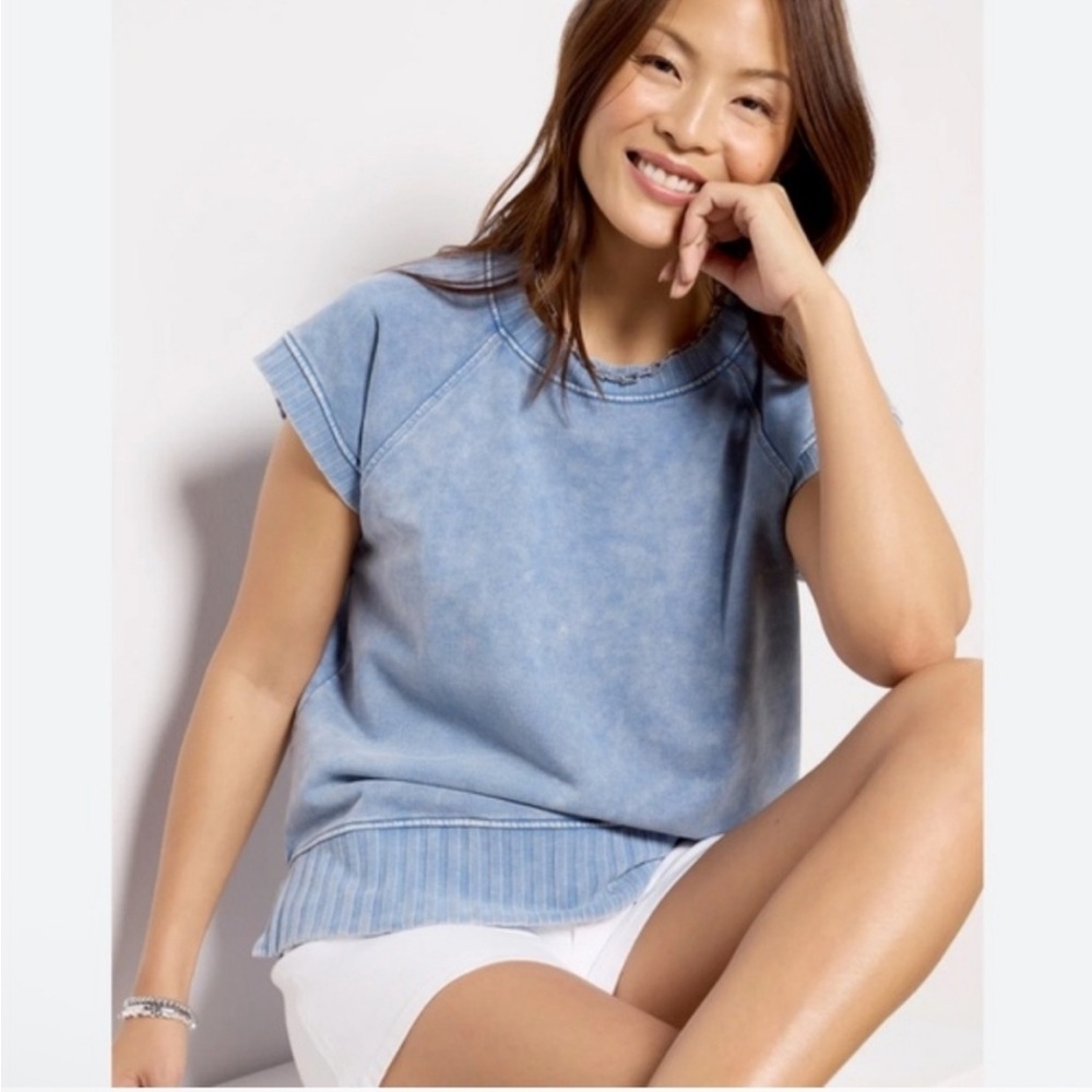 Evereve Light Blue Sweatshirt Top
